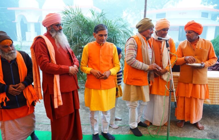 भारत सेवाधाम आश्रम मोरना माता गौरी रैन की पुण्य स्मृति में 51 बेदी यज्ञ आयोजन कराया