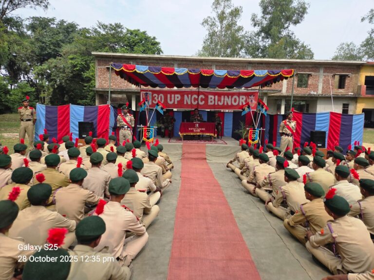 30 यूपी बटालियन एनसीसी के तीसरे दिन के शिविर में 9 कि.मी की ट्रेकिंग पूरी