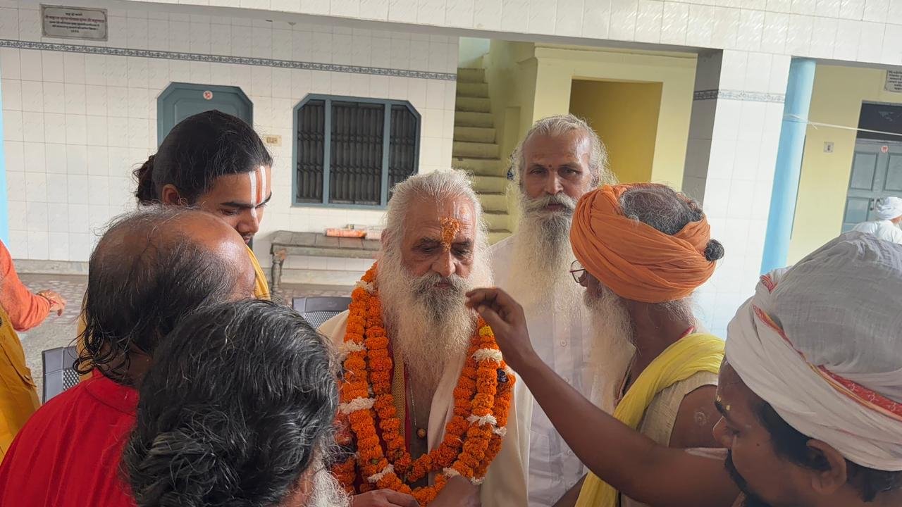 लगातार तीसरी बार श्री रामानंद श्री वैष्णव मंडल के अध्यक्ष बने बाबा हठयोगी जी महाराज