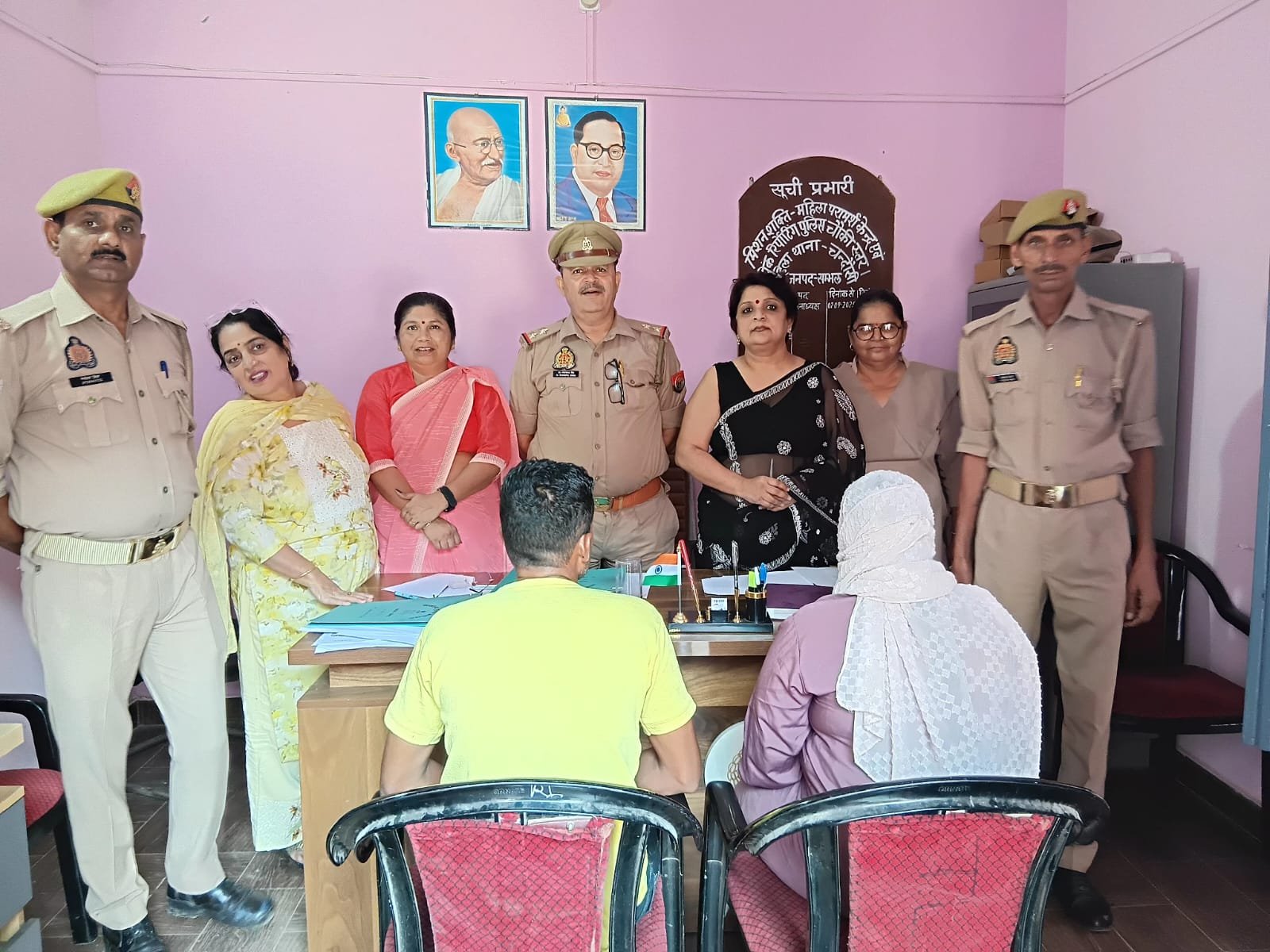 ‎धमकी के विरोध में कल्कि पीठाधीश्वर की सुरक्षा बढ़ाने की मांग एसपी को सौंपा ज्ञापन