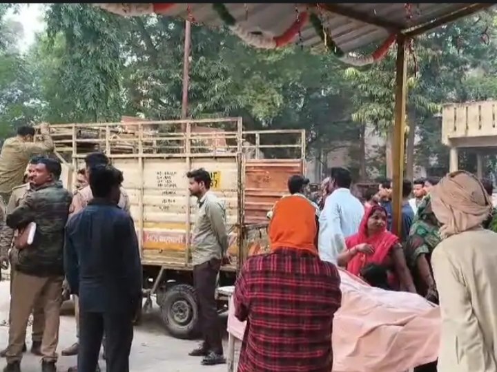 सीतापुर: लहरपुर-बिसवां मार्ग पर तेज रफ्तार अज्ञात वाहन ने मारी टक्कर, मॉर्निंग वॉक पर निकले दो लोगों की मौत; पीआरडी जवान घायल